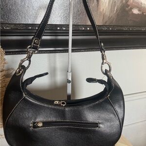 Elegant Black vegan Leather Shoulder Bag